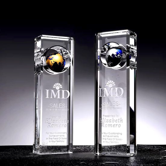 ICT 811 - Exclusive Crystal Trophy