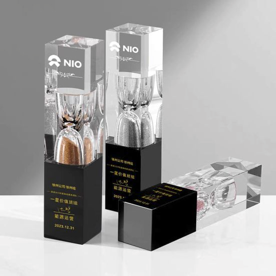 ICT 815 - Exclusive Crystal Trophy