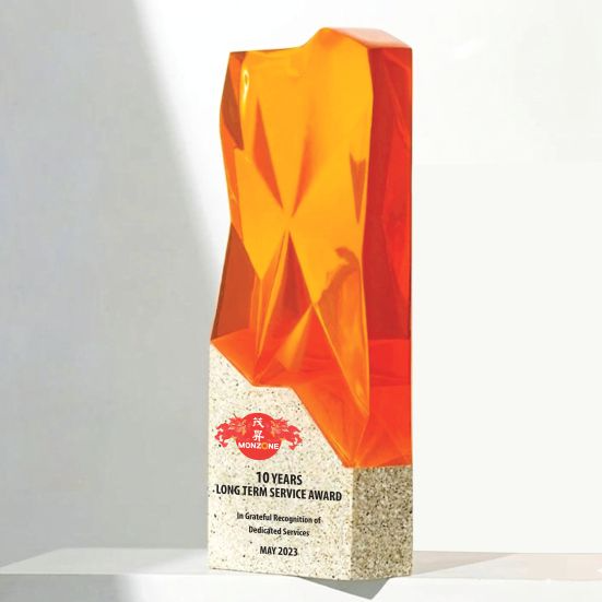 ISC 006 - Vanguard Collection Trophy